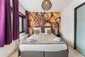 1 soverom, skrivebord og wi-fi