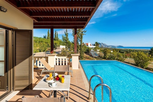 Villa Daphne - Zwei Schlafzimmer Villa, Schläft 4