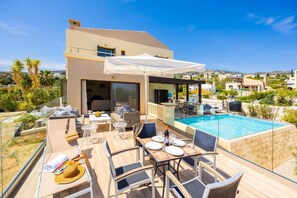 Outdoor dining - Villa Elena - Three Bedroom Villa, Sleeps 8 (Kalathos)