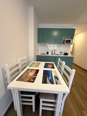 Dining - TuttoMondo Apartments for 4-5 persons in Mali Robit,Golem with WiFi, AC (Golem)