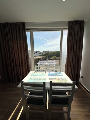Interior - TuttoMondo Apartments for 4-5 persons in Mali Robit,Golem with WiFi, AC (Golem)