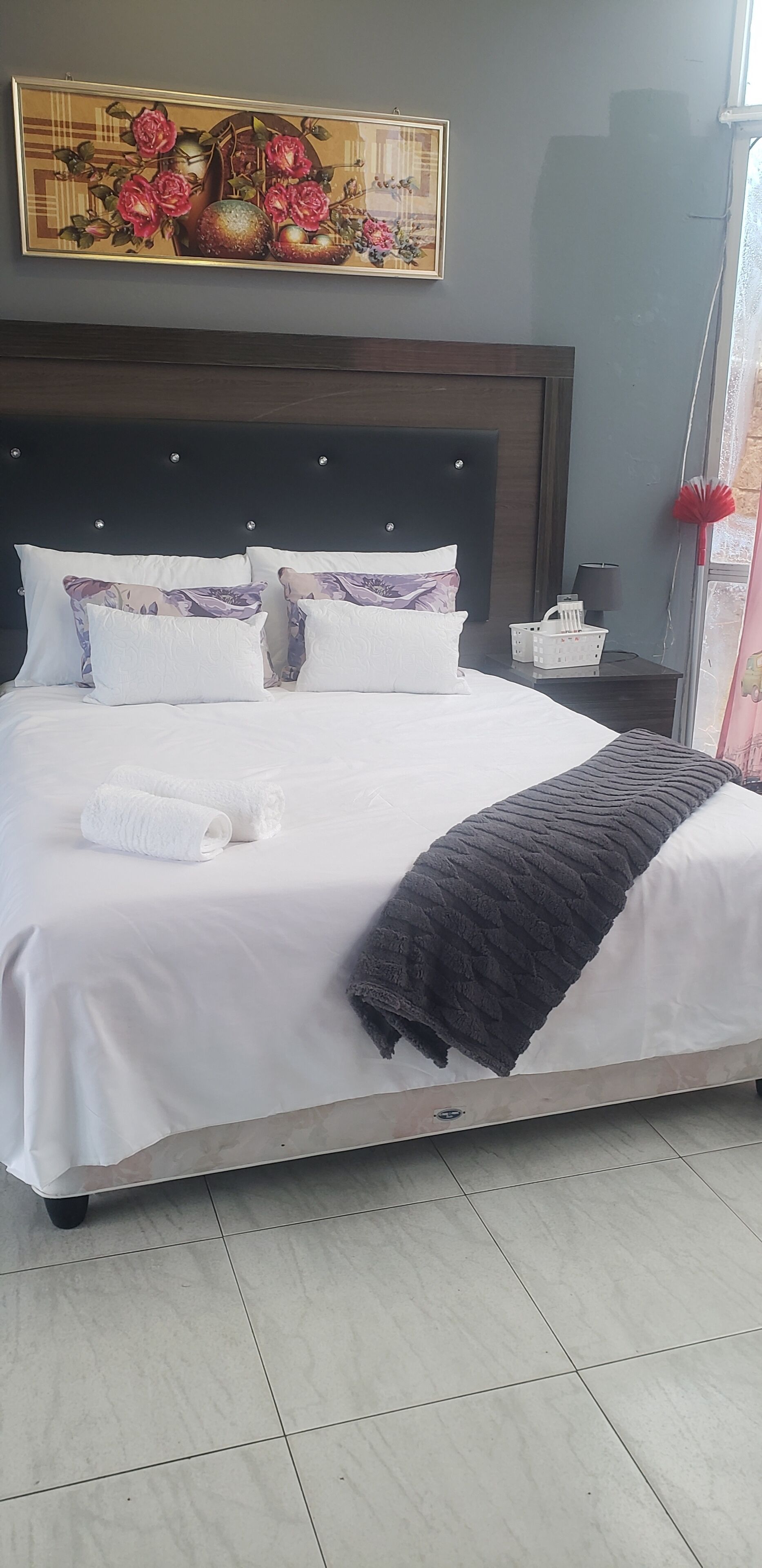 6 bedrooms, iron/ironing board, free WiFi, bed sheets