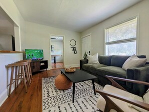 Smart TV, video games