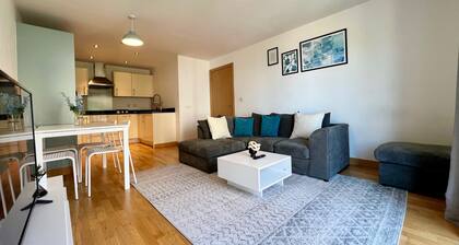 Modern 2-bed Dartford - Free Parking & Fast Wifi
