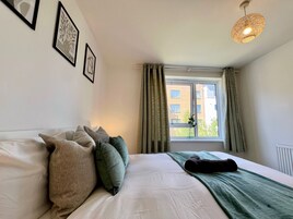 Apartment | 2 bedrooms, iron/ironing board, free WiFi, bed sheets