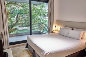 Strykejern/-brett, wi-fi og sengetøy