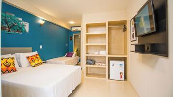 Quarto triplo standard | Wi-Fi de cortesia, roupa de cama