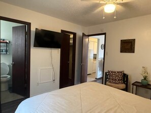 2 bedrooms, WiFi, bed sheets