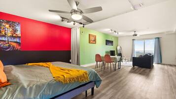 Desk, iron/ironing board, WiFi