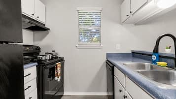 Fridge, microwave, oven, dishwasher