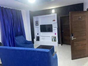 Exclusive Suite | Living area - Hotel Diego & Suites (Lekki)
