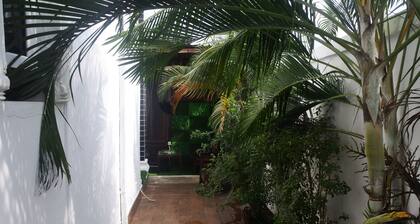 Hotel Diego & Suites