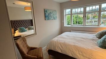 3 chambres, bureau, fer et planche Ă  repasser, Wi-Fi