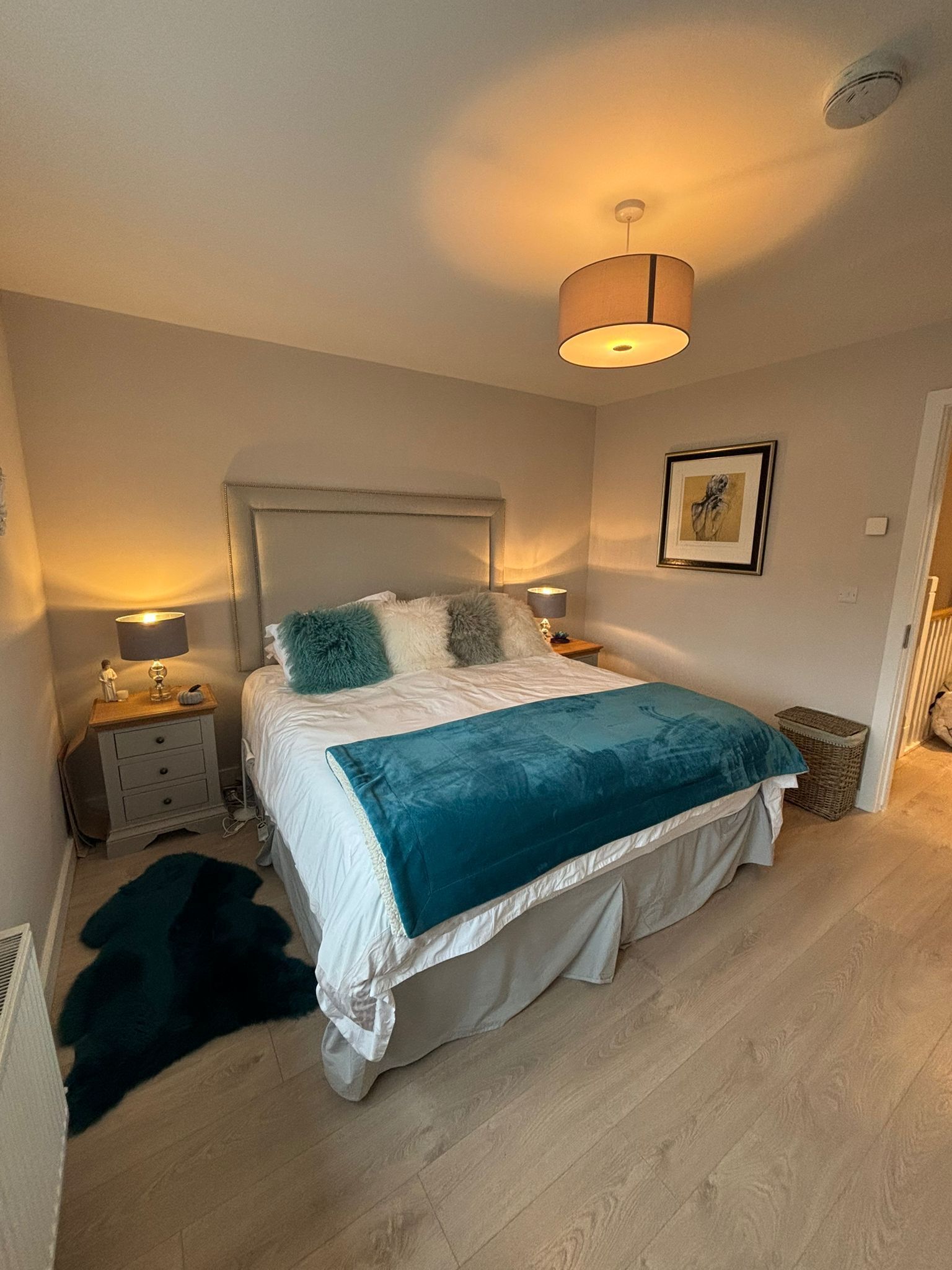 3 soveværelser, skrivebord, strygejern/strygebræt, Wi-Fi