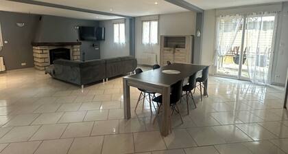 BEAUTIFUL COUNTRY HOUSE