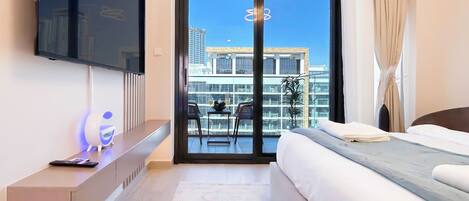 Bügeleisen/Bügelbrett, Internetzugang, Bettwäsche