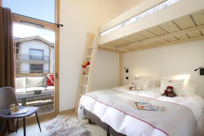 3 bedrooms, WiFi, bed sheets