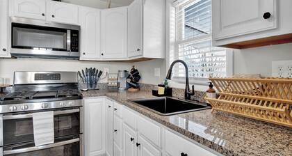 Near Fairgrounds, Dickinson, CPA Ballet! Private Deck!