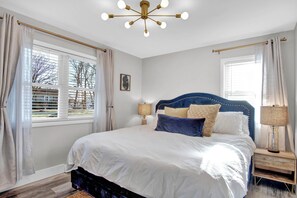 2 chambres, fer et planche à repasser, lit parapluie, Wi-Fi