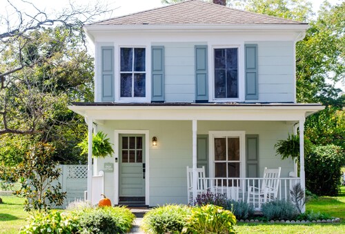 Charming 3-Bed Cottage on Main Street in Historic Gordonsville