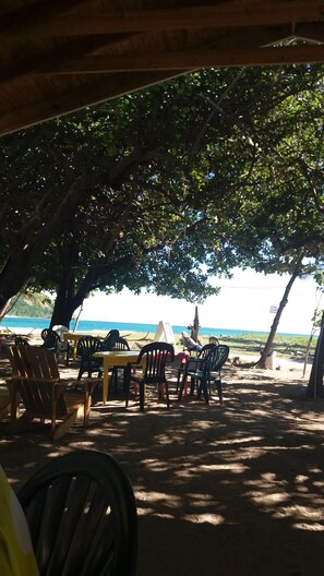 Beach bar