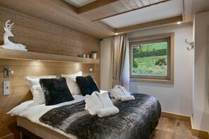 3 bedrooms, WiFi, bed sheets - Wifi, resort center, 2nd floor, sauna, hammam, balcony, parking, tv, 110m², Les Gets (Les Gets)