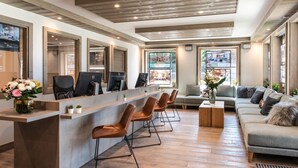 Lobby - Wifi, resort center, 3rd floor, sauna, hammam, balcony, fireplace or stove, parking, tv, 158m² (Les Gets)