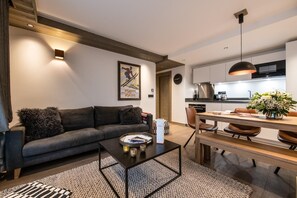 Living area - Wifi, resort center, 2nd floor, balcony, parking, tv, 63m², Les Gets (Les Gets)