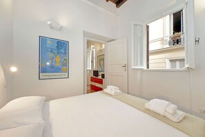 1 bedroom, iron/ironing board, travel cot, free WiFi