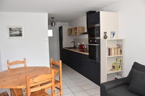 Interior - 1st floor, terrace, tv, ski locker, 45m², Pralognan-la-Vanoise (Pralognan-la-Vanoise)