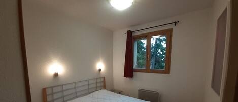 1 Schlafzimmer, WLAN, Bettwäsche