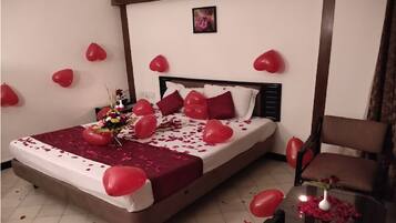 Deluxe Double Room, City View | Desk, laptop workspace, free WiFi