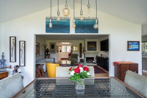 Dining/Living room - Spacious Getaway Near Downtown Santa Barbara (Santa Barbara)