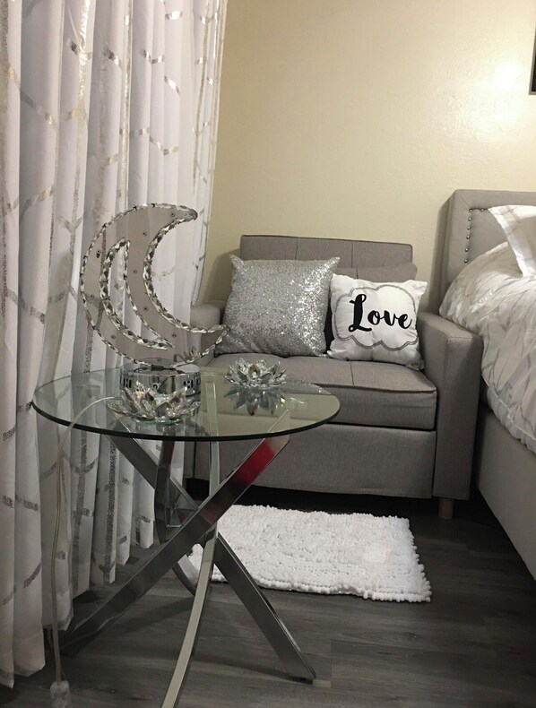 1 chambre, fer et planche Ă repasser, Wi-Fi, draps fournis