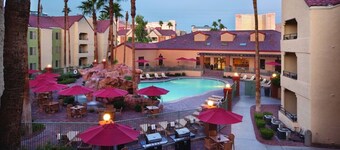 Desert Club Resort offers the best of both Vegas experiences.