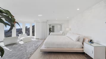 4 makuuhuonetta, työpöytä, Wi-Fi, vuodevaatteet