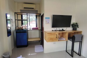 Phòng đôi | Két bảo mật tại phòng, bàn, truy cập Internet không dây miễn phí