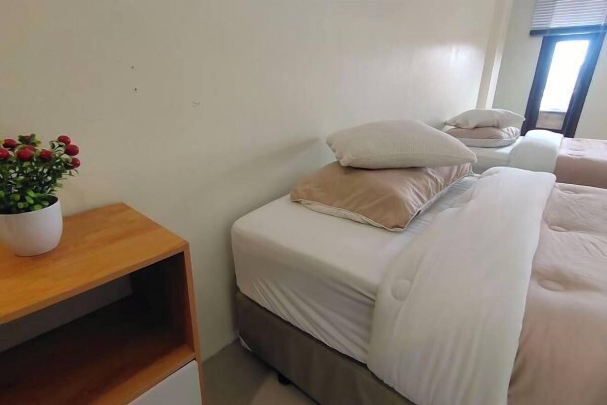 In-room safe, desk, free WiFi, bed sheets