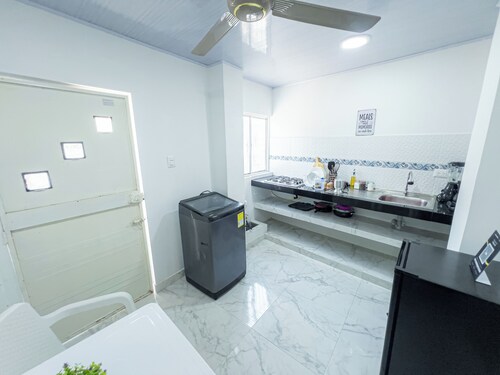 Cozy house in lovely Santa Marta with WiFi, AC