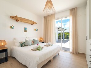 4 Schlafzimmer, Reisekinderbett, WLAN, BettwÀsche