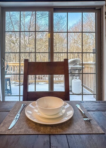 Modern Cozy 2-bedroom Cabin in Albrightsville w/ Wi-Fi, AC