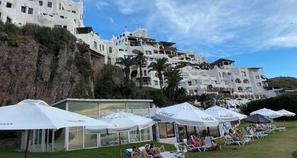 CASAPUEBLO! Beautiful 2-bedroom apartment in CasaPueblo.