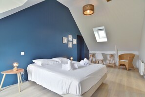 5 chambres, fer et planche à repasser, Wi-Fi gratuit