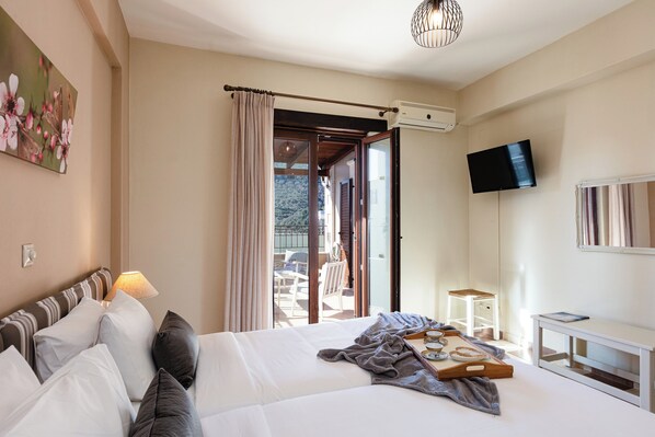 4 soverom, strykejern/-brett, wi-fi og sengetøy