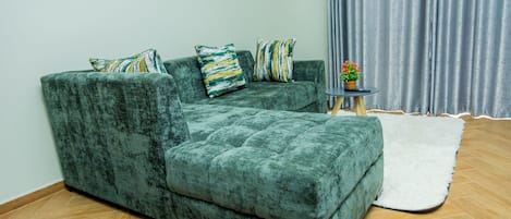 Economy Apartment, Hill View | Living area