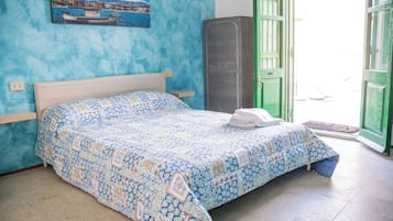 Fer et planche à repasser, Wi-Fi, draps fournis