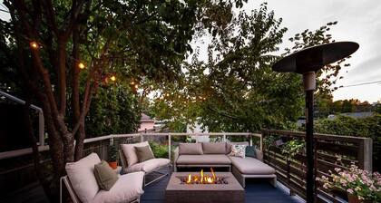 Hidden Gem Home-HotTub-Firetable-King Bed-BBQ/Deck