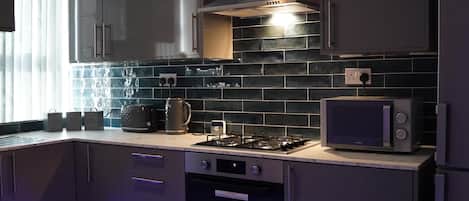 Apartment | Private kitchen | Fridge, microwave, oven, stovetop