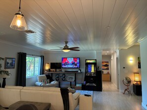 TV