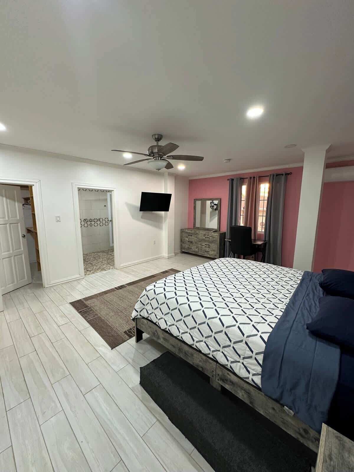 3 bedrooms, iron/ironing board, WiFi